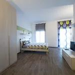 Apartments Fewo شقة بولزانو
