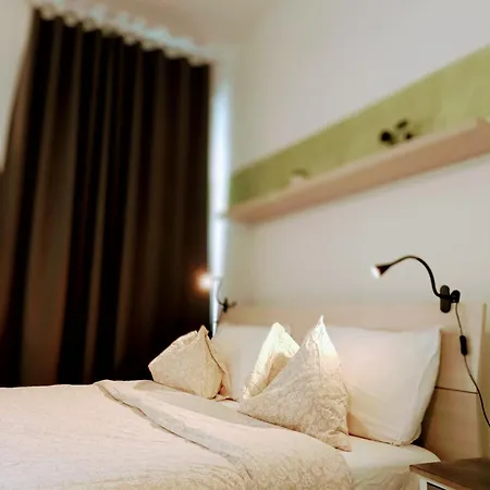Apartments Fewo Apartment Bolzano